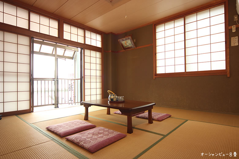 オーシャンビュー8畳